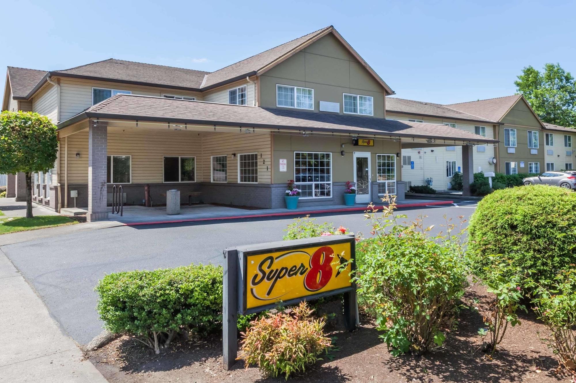 Hotel Super 8 By Wyndham Gresham/Portland Area Or Exterior foto