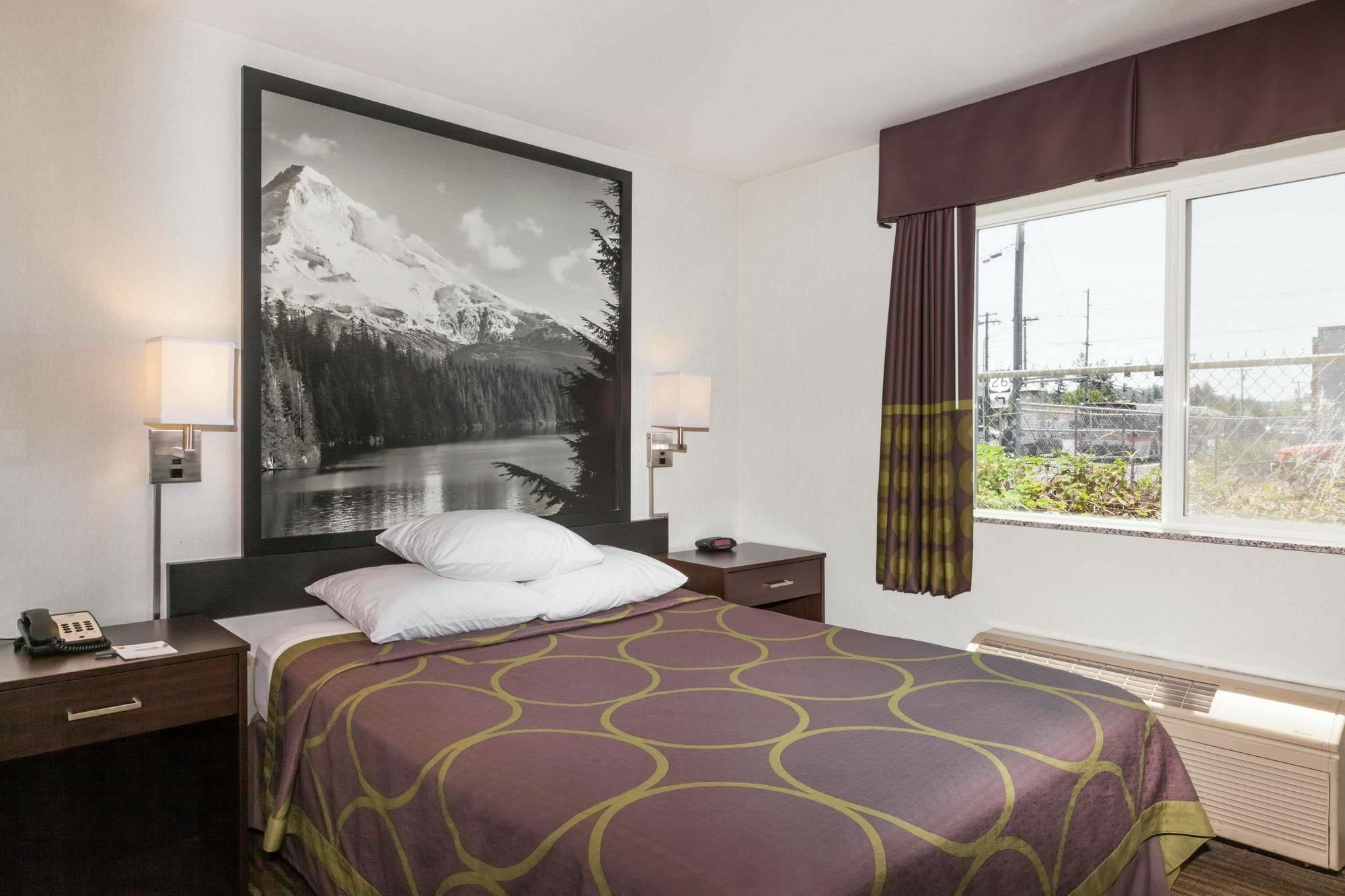 Hotel Super 8 By Wyndham Gresham/Portland Area Or Exterior foto